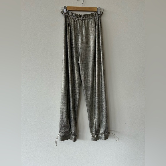 House of Harlow 1960 Tamar Metallic Gold Jogger - Picture 4 of 8